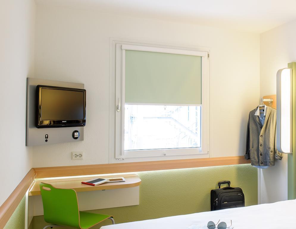 Ibis Budget Карлсруэ Экстерьер фото