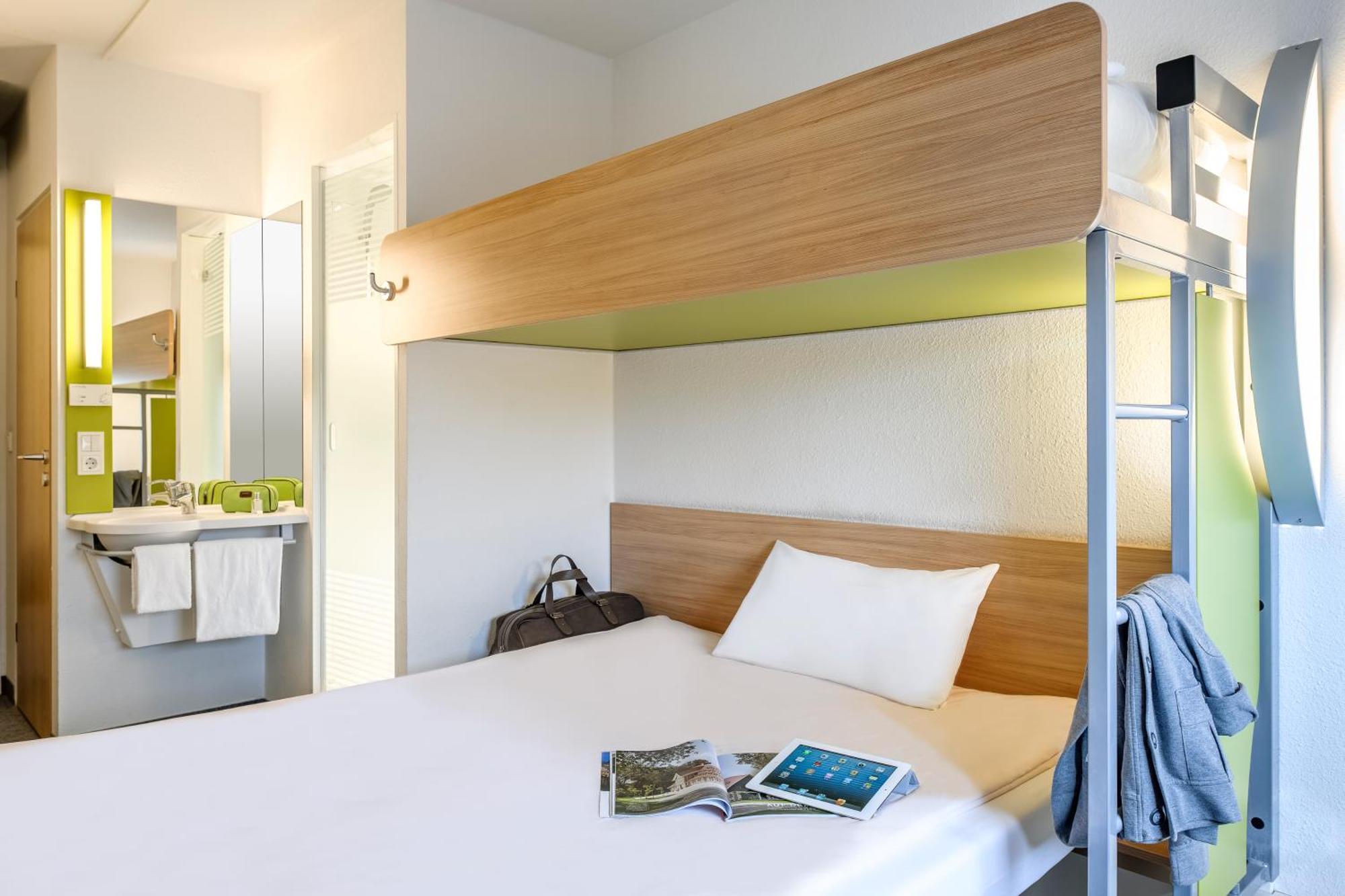 Ibis Budget Карлсруэ Экстерьер фото